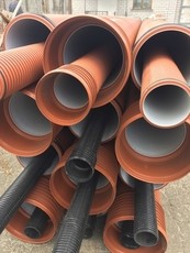 Гофрована розтрубна труба ПП для каналізації SN8 110 мм 6 м